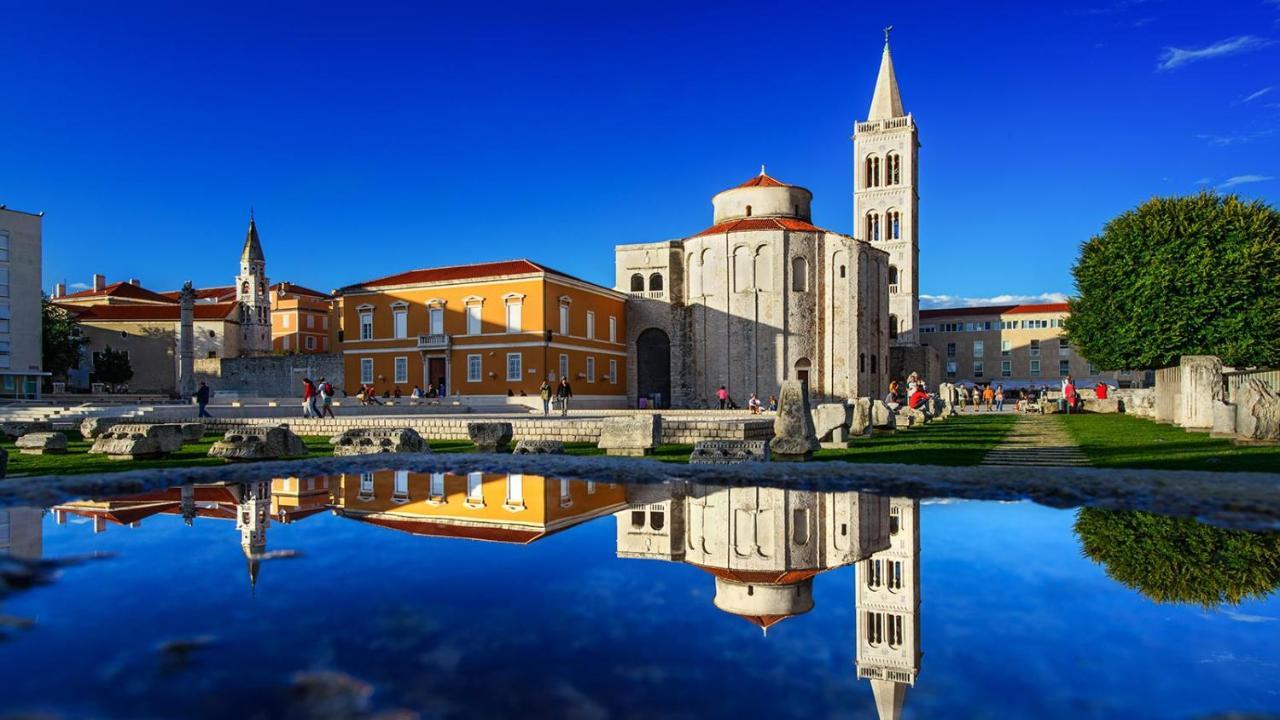Holiday Home Bajlo Apartment With Three Bedrooms Zadar Eksteriør bilde